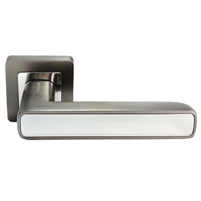 Ручка Flex MH-44 SC/W-S55 в интерьере